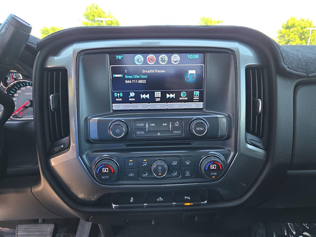 Thumbnail: 2018 Chevrolet Silverado 1500 - 12