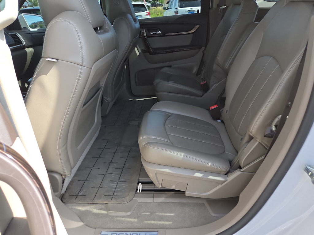 Thumbnail: 2016 GMC Acadia - 28
