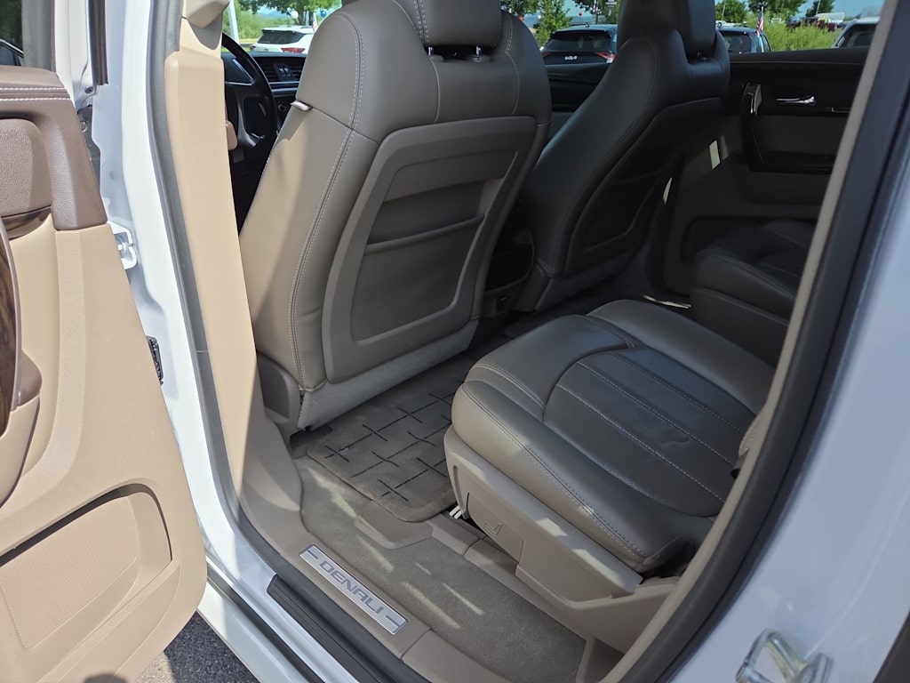 Thumbnail: 2016 GMC Acadia - 12
