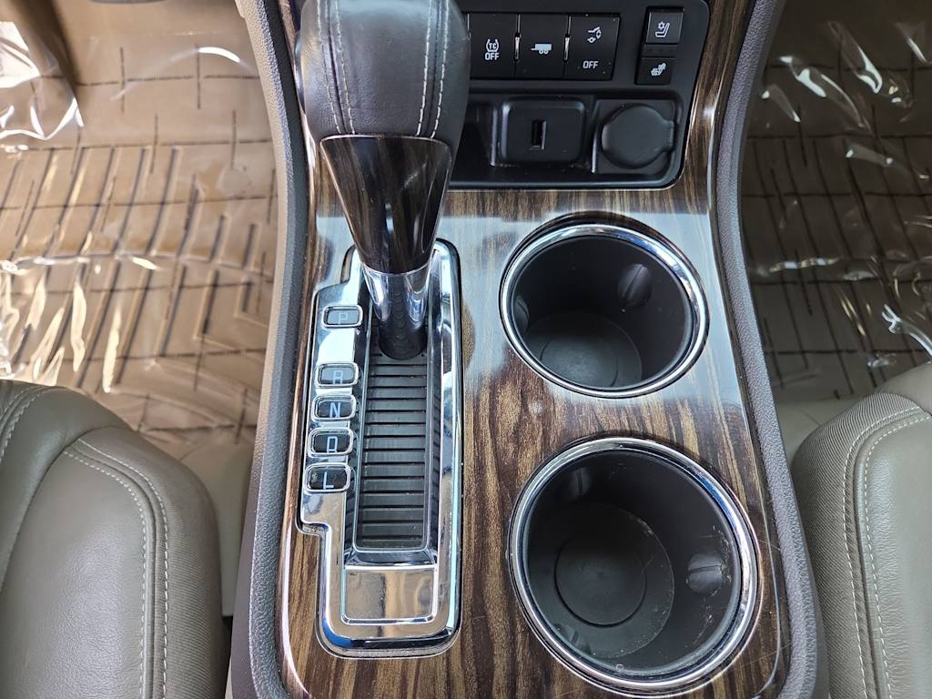 Thumbnail: 2016 GMC Acadia - 14