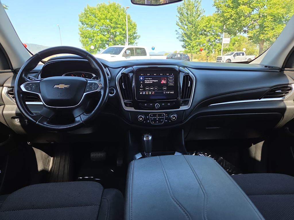 Thumbnail: 2020 Chevrolet Traverse - 10