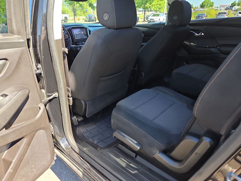 Thumbnail: 2020 Chevrolet Traverse - 13