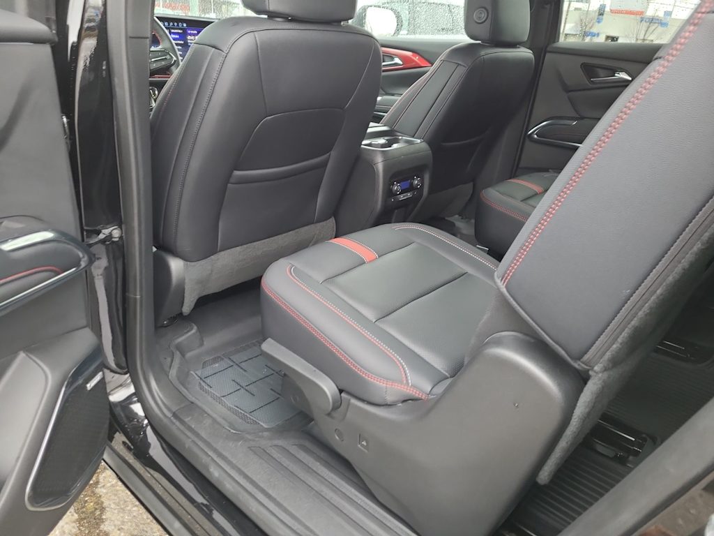 Thumbnail: 2025 Chevrolet Traverse - 12