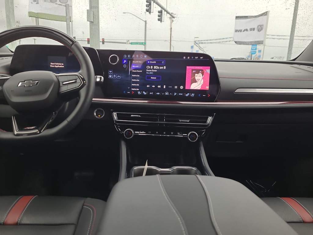 Thumbnail: 2025 Chevrolet Traverse - 2