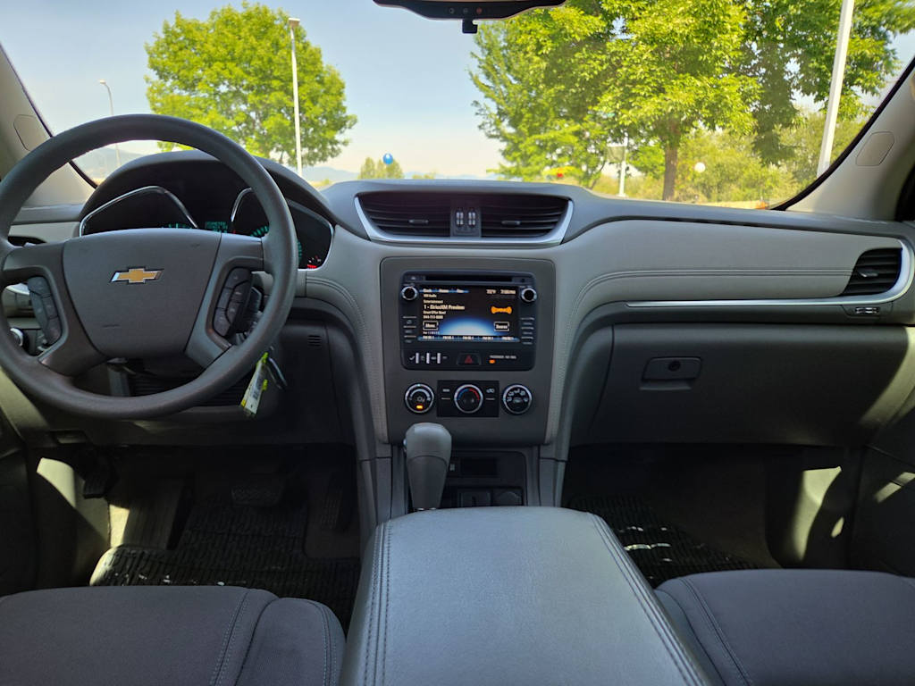 Thumbnail: 2015 Chevrolet Traverse - 2