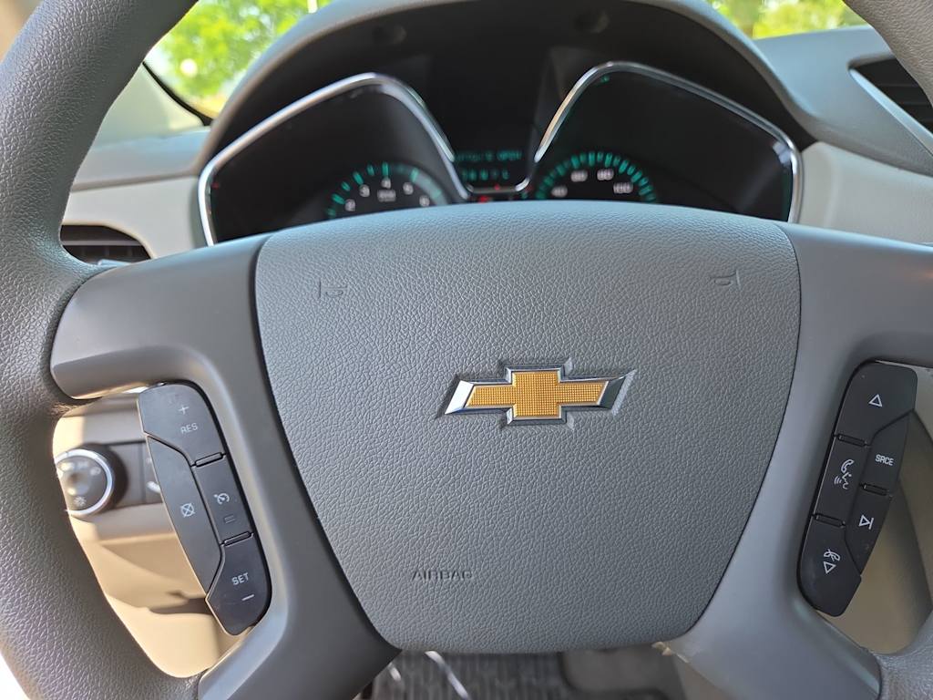 Thumbnail: 2015 Chevrolet Traverse - 29