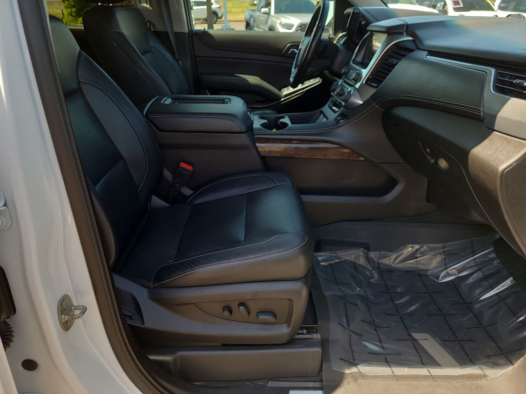 Thumbnail: 2019 Chevrolet Tahoe - 27