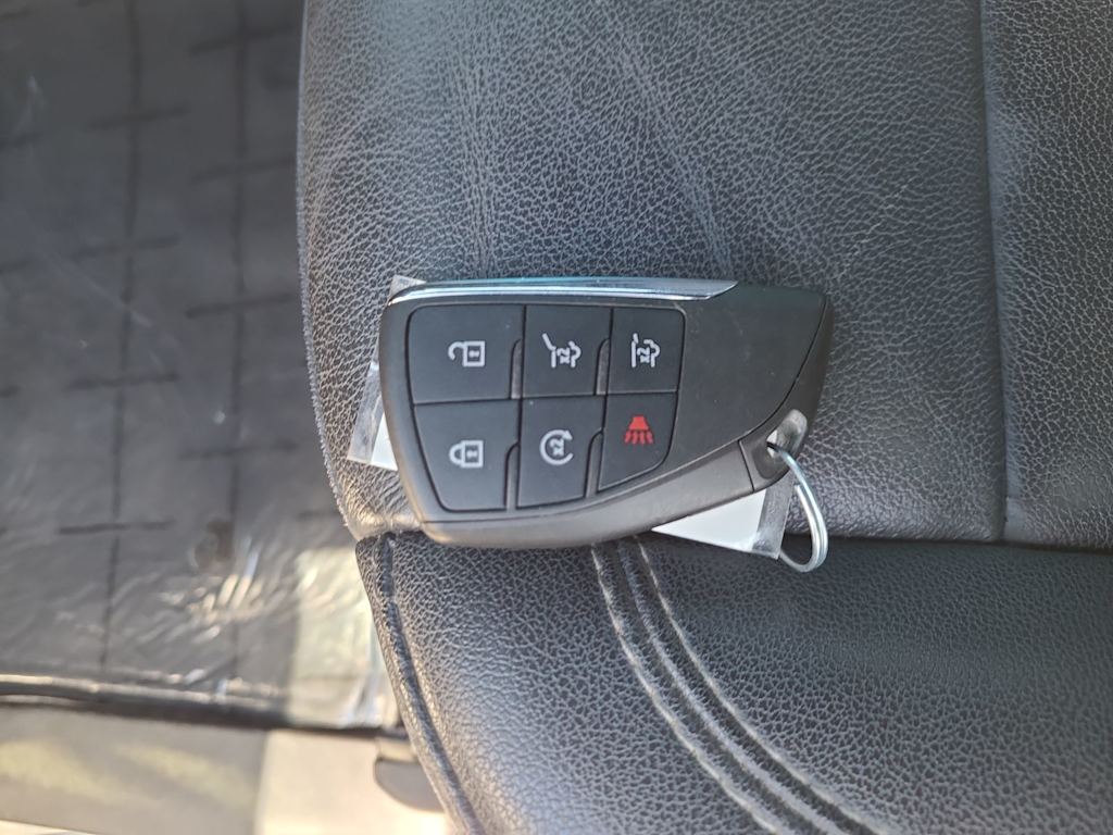 Thumbnail: 2022 Chevrolet Suburban - 17