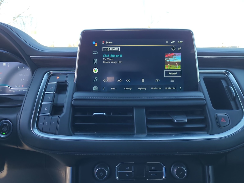 Thumbnail: 2022 Chevrolet Suburban - 14