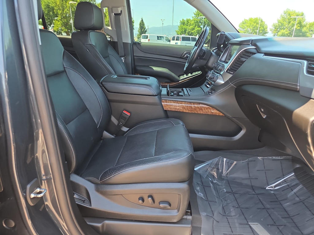 Thumbnail: 2019 Chevrolet Suburban - 11