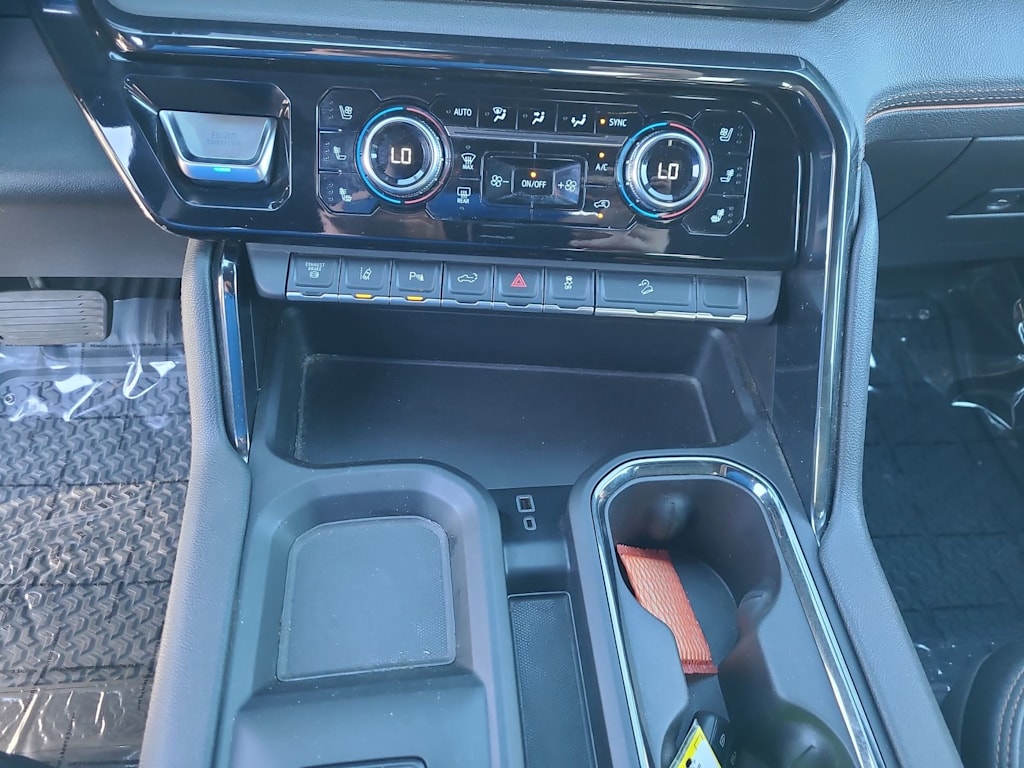 Thumbnail: 2024 GMC Sierra 2500 - 28