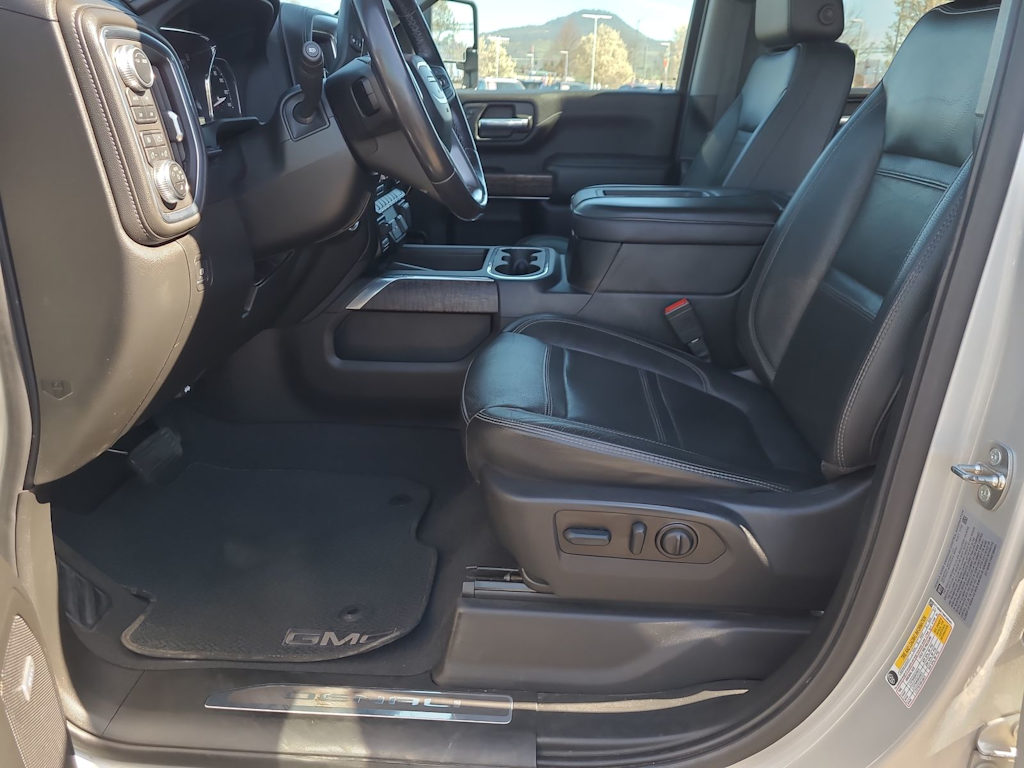 Thumbnail: 2022 GMC Sierra 3500 - 10