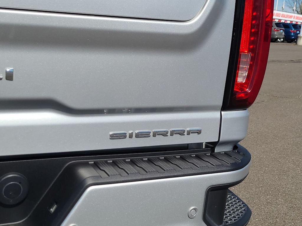 Thumbnail: 2022 GMC Sierra 3500 - 25