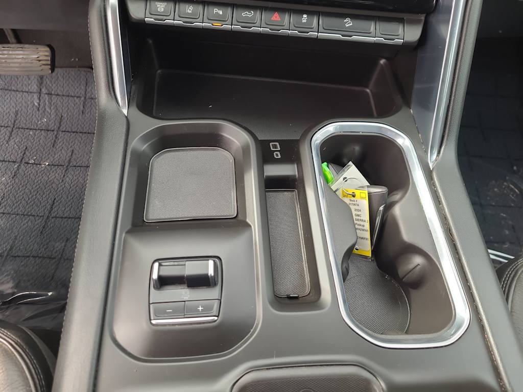 Thumbnail: 2024 GMC Sierra 3500 - 14