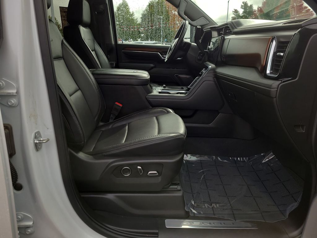 Thumbnail: 2024 GMC Sierra 3500 - 11