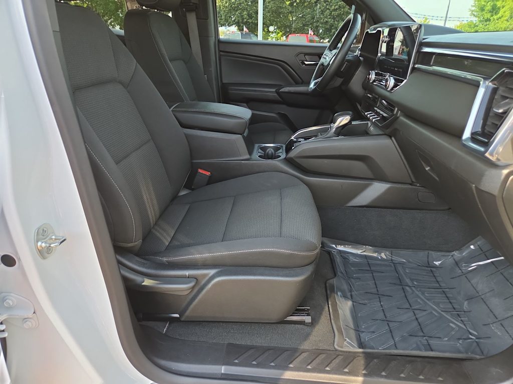 Thumbnail: 2024 GMC Canyon - 11