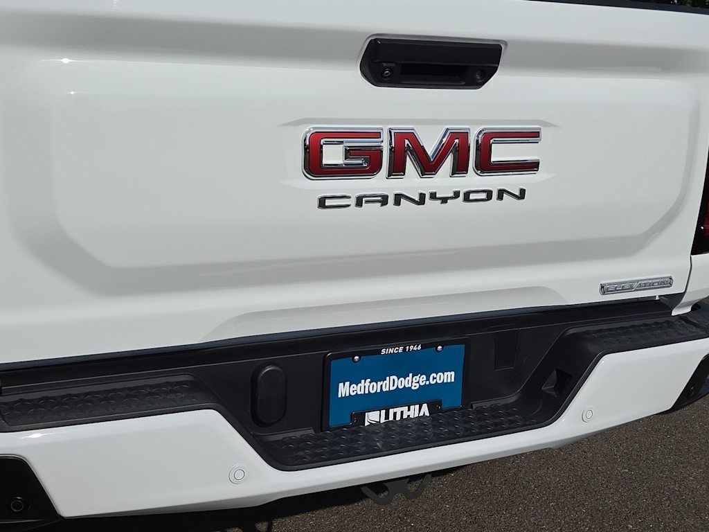Thumbnail: 2024 GMC Canyon - 7