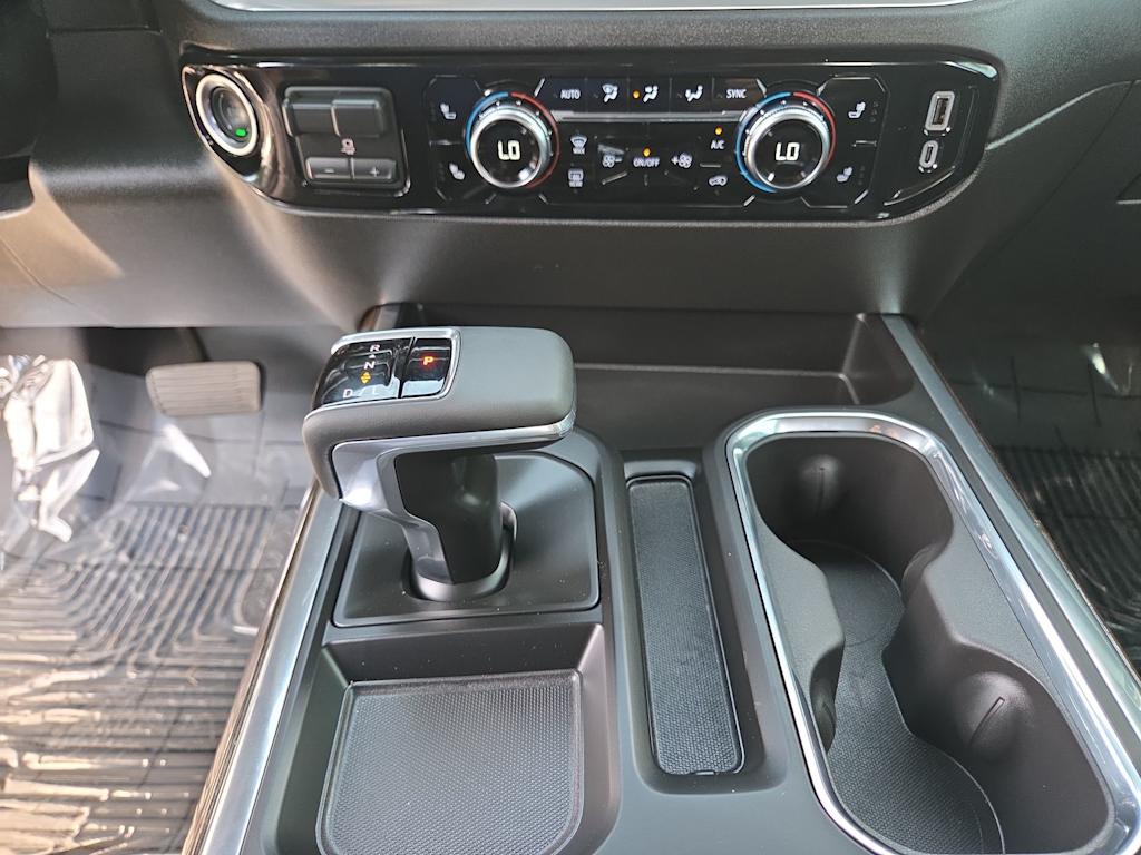 Thumbnail: 2026 GMC Sierra 1500 - 16