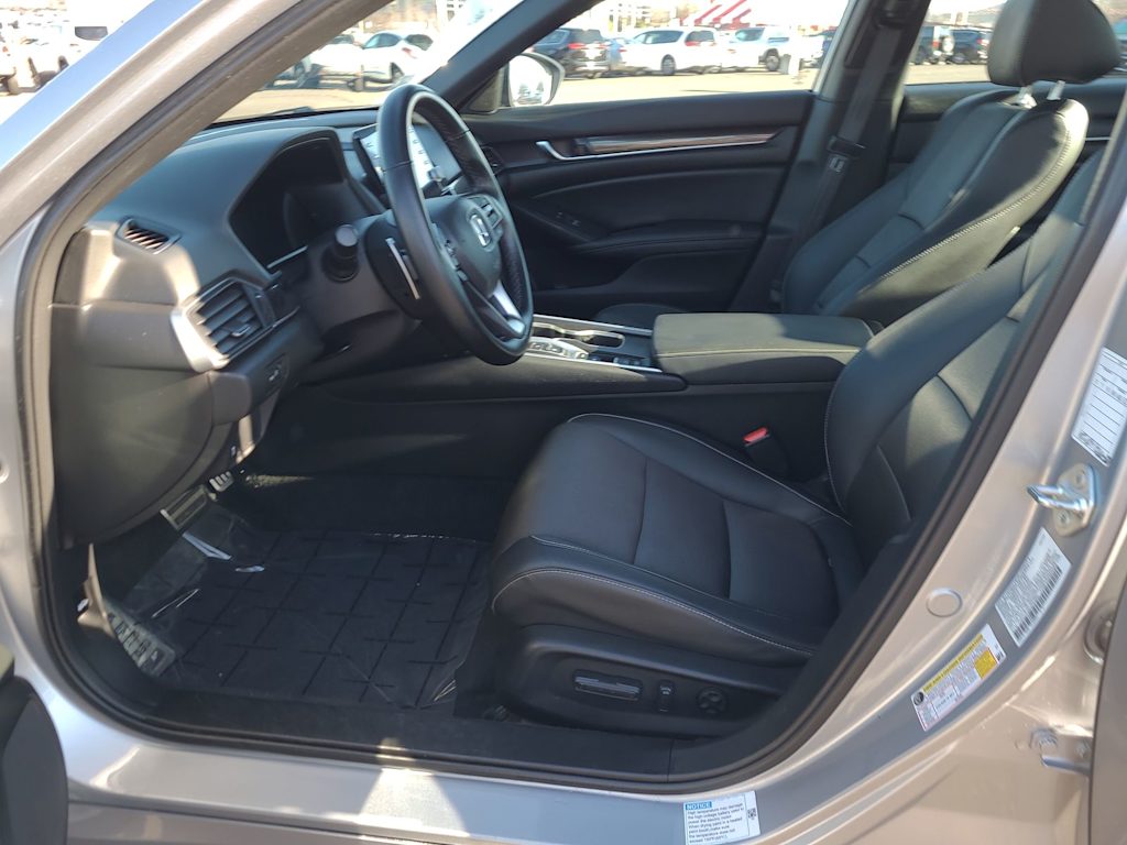 Thumbnail: 2022 Honda Accord - 10