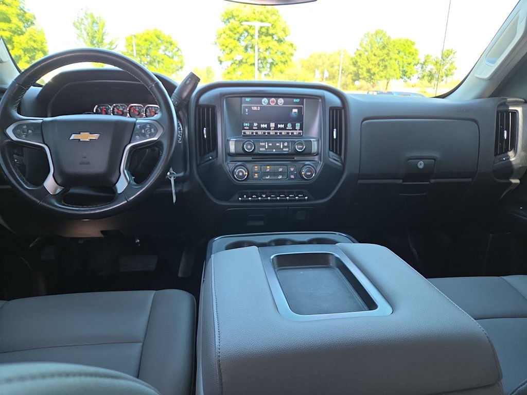 Thumbnail: 2024 Chevrolet  - 2