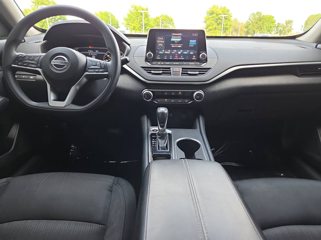 Thumbnail: 2022 Nissan Altima - 2