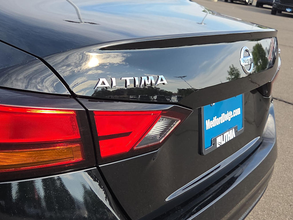 Thumbnail: 2022 Nissan Altima - 27