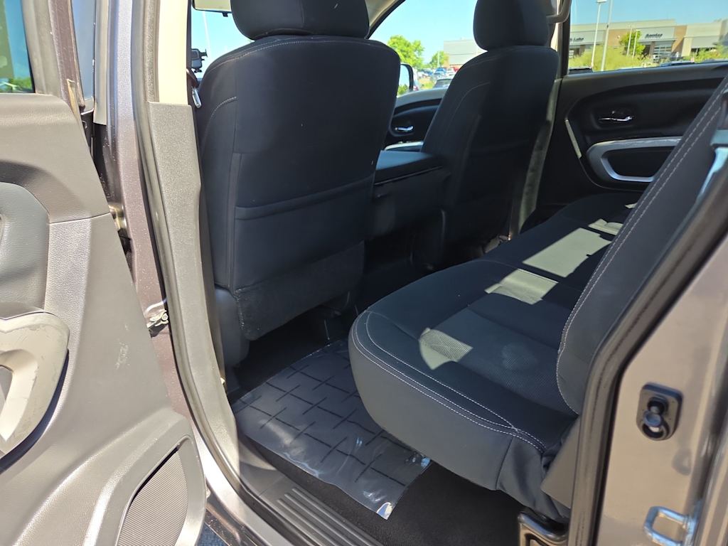 Thumbnail: 2018 Nissan Titan - 26