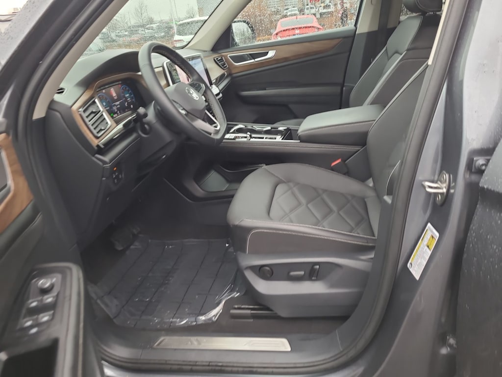 Thumbnail: 2024 Volkswagen Atlas - 11