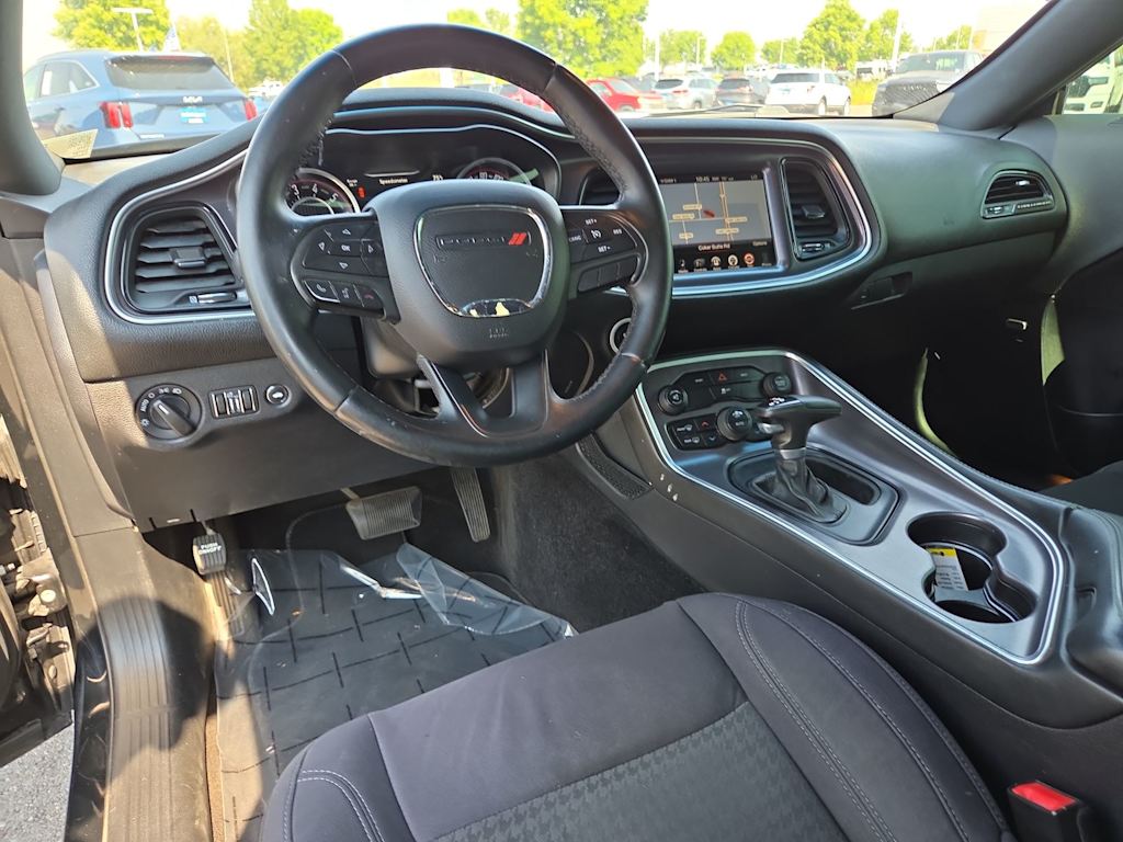 Thumbnail: 2015 Dodge Challenger - 10