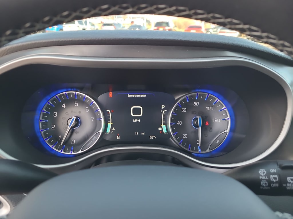 Thumbnail: 2026 Chrysler Pacifica - 13