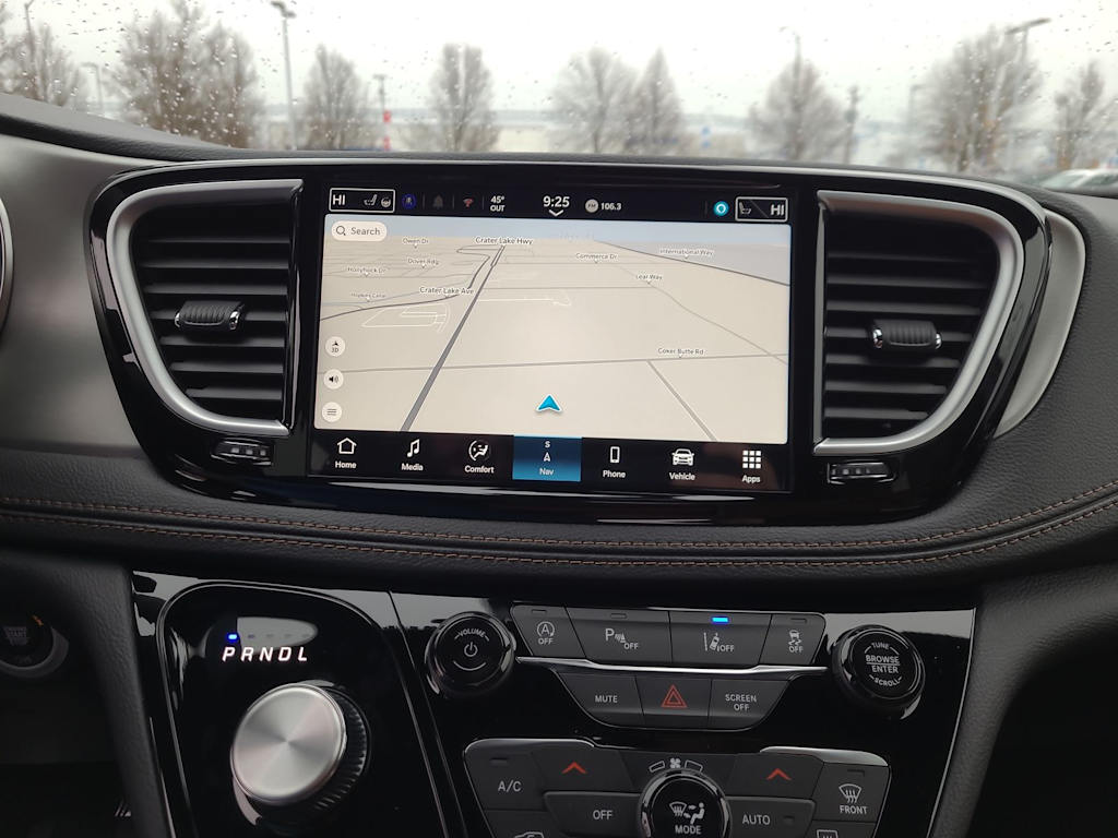 Thumbnail: 2026 Chrysler Pacifica - 14