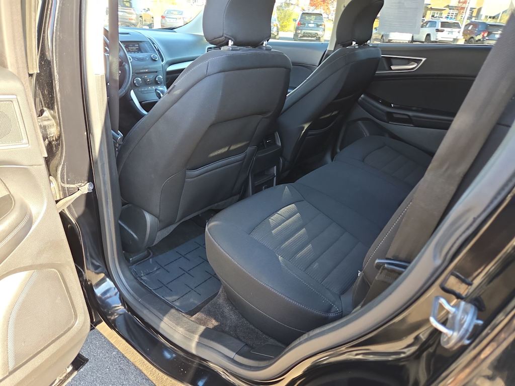 Thumbnail: 2018 Ford Edge - 12