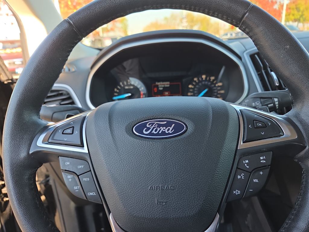 Thumbnail: 2018 Ford Edge - 28