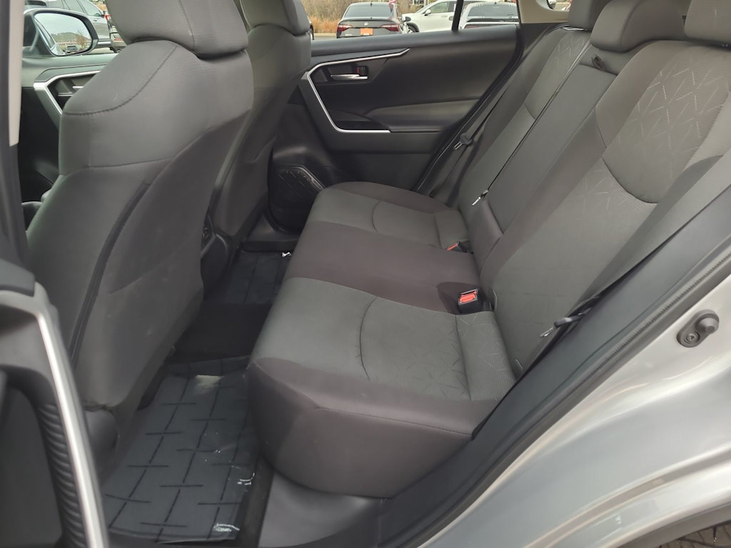 Thumbnail: 2024 Toyota RAV4 - 28