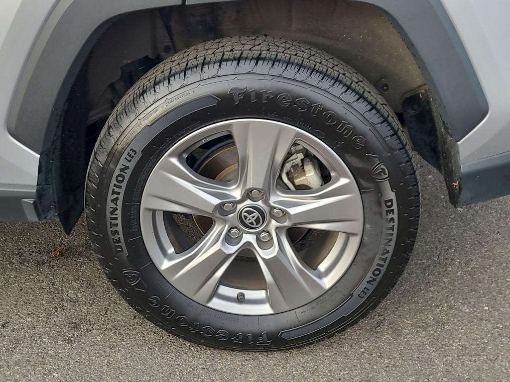 Thumbnail: 2024 Toyota RAV4 - 8