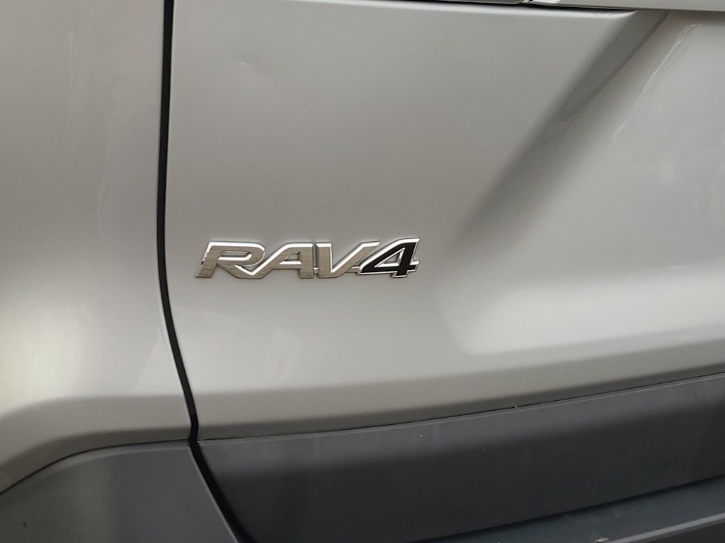 Thumbnail: 2024 Toyota RAV4 - 7