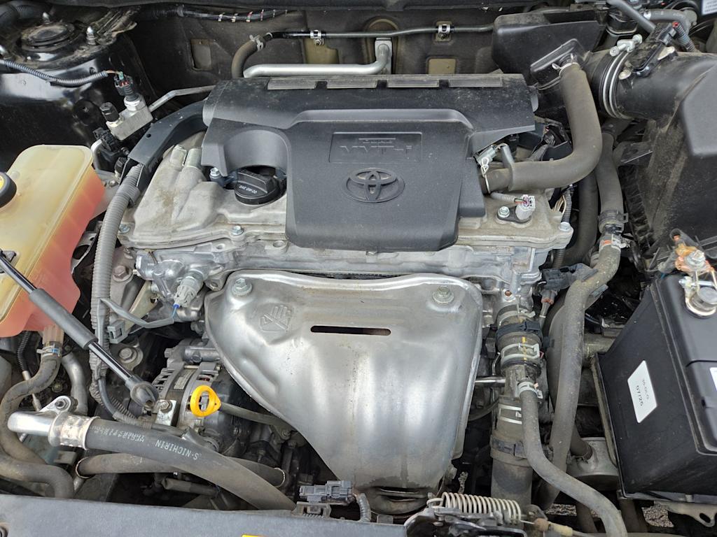 Thumbnail: 2015 Toyota RAV4 - 9
