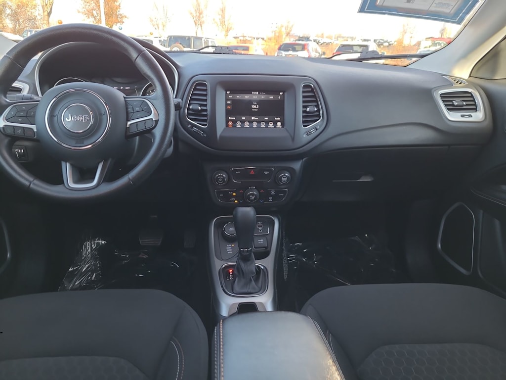 Thumbnail: 2019 Jeep Compass - 10