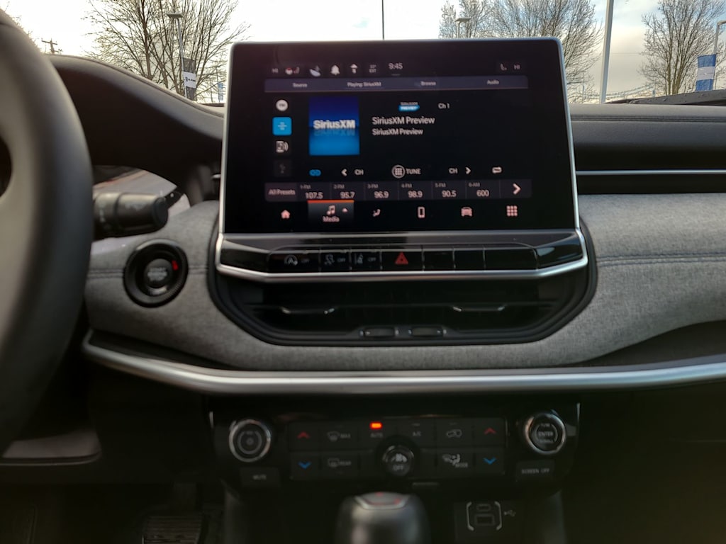 Thumbnail: 2023 Jeep Compass - 14