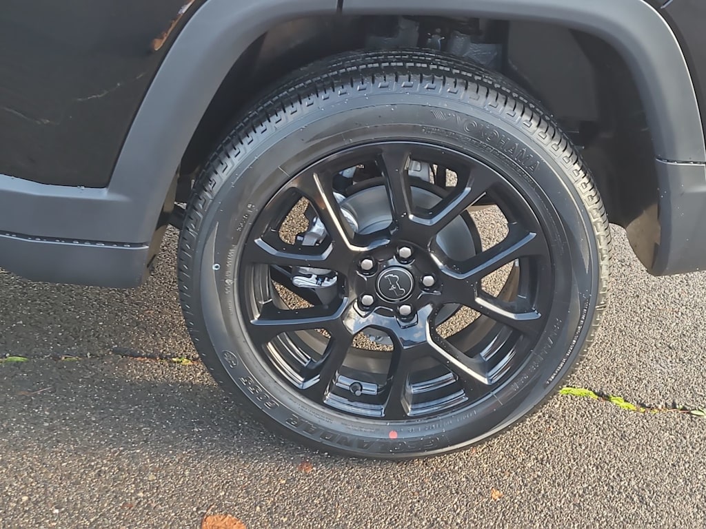 Thumbnail: 2026 Jeep Compass - 8