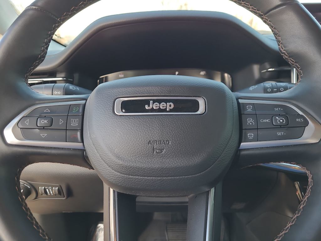 Thumbnail: 2022 Jeep Compass - 28