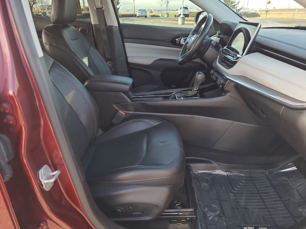 Thumbnail: 2022 Jeep Compass - 11