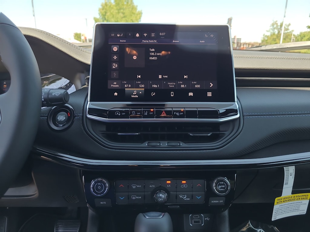 Thumbnail: 2025 Jeep Compass - 14