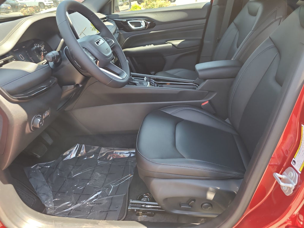 Thumbnail: 2025 Jeep Compass - 11