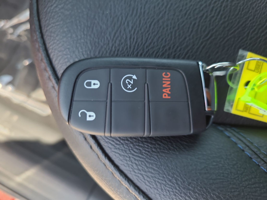 Thumbnail: 2025 Jeep Compass - 17