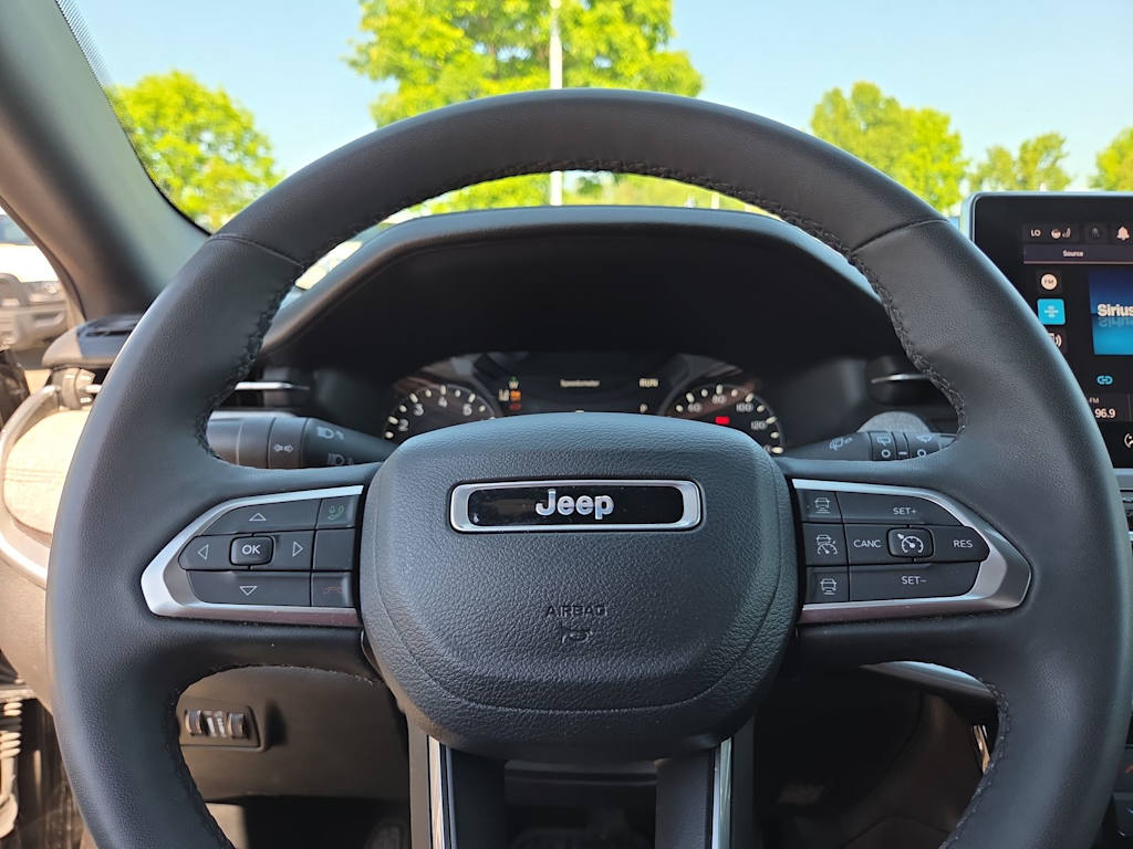 Thumbnail: 2023 Jeep Compass - 29