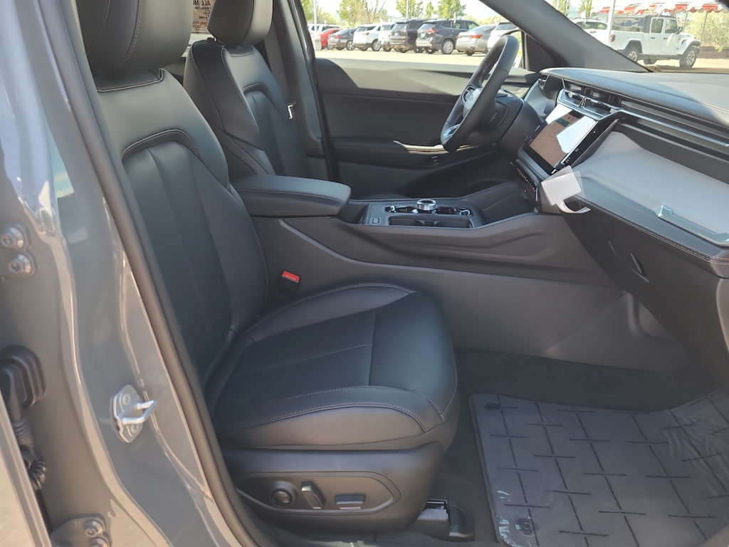 Thumbnail: 2026 Jeep Cherokee - 11