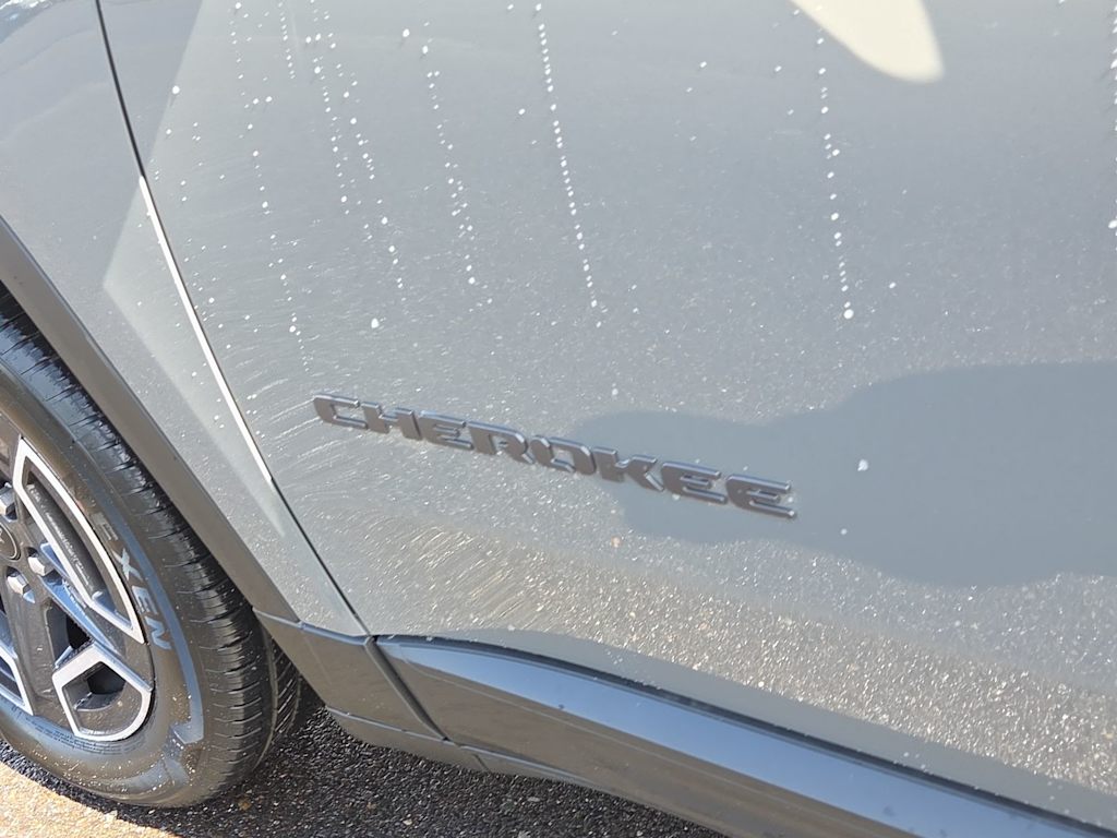 Thumbnail: 2026 Jeep Cherokee - 7