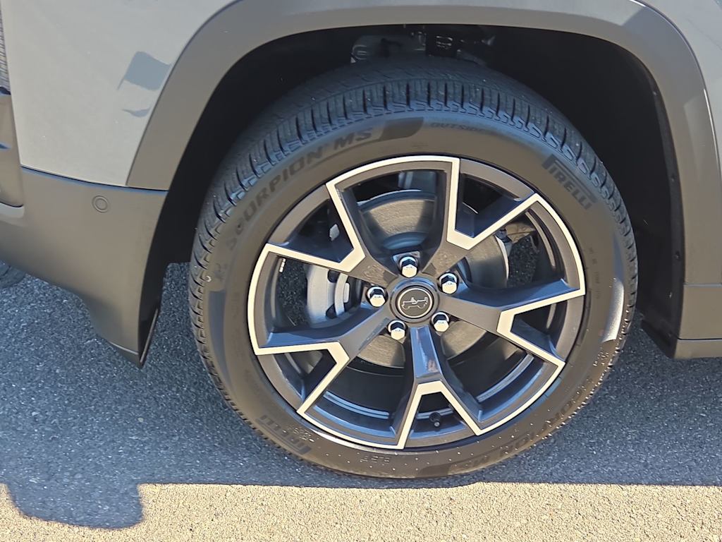 Thumbnail: 2026 Jeep Cherokee - 8