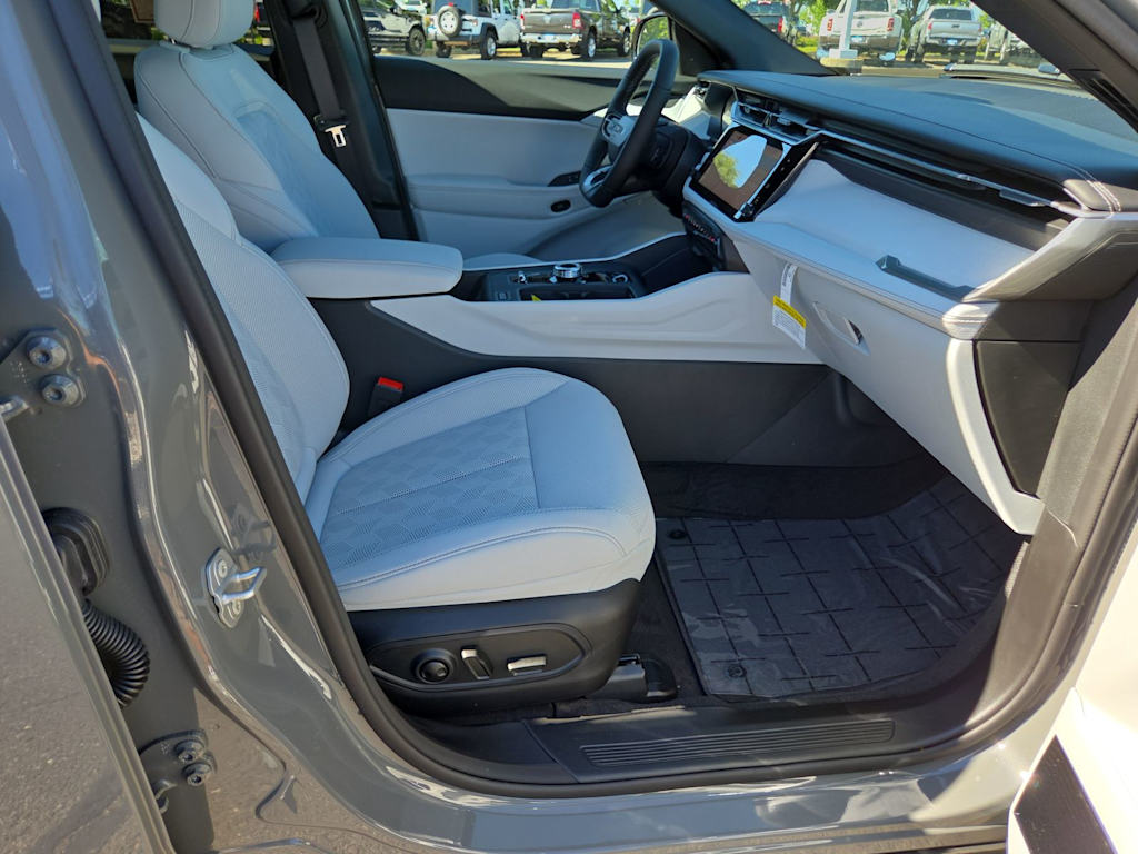 Thumbnail: 2026 Jeep Cherokee - 11